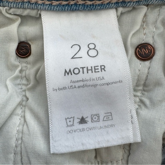Mother High Waisted Rider Ankle Fray in Island Afterhours Raw Hem Light Wash - Picture 13 of 16